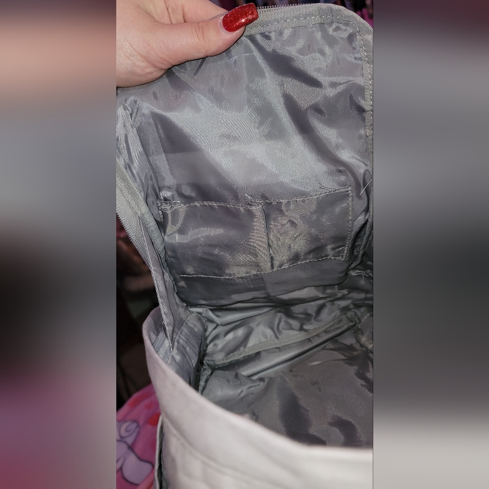 ✨️UNBRANDED Multi-Carry backpack - Picture 8 of 8